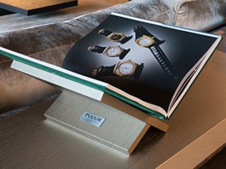 PUUUR: boekenstandaard cadeau t.w.v. 195.-