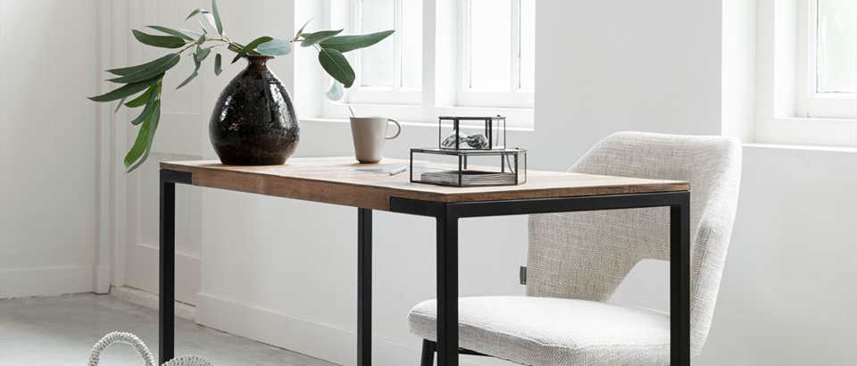 Must Living bureautafels bij Eijerkamp