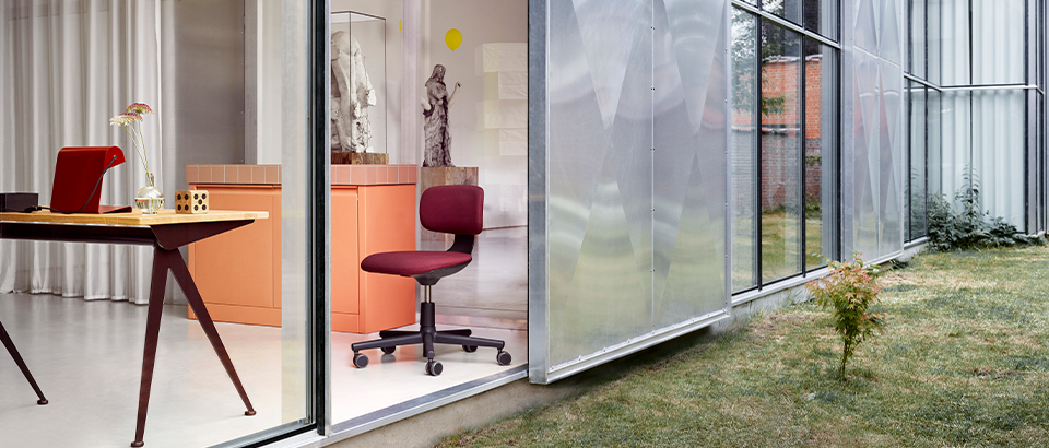 Vitra bureaustoelen Eijerkamp