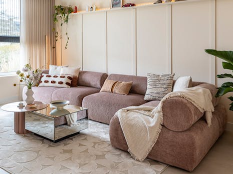 make-over 6 door stylist Eva