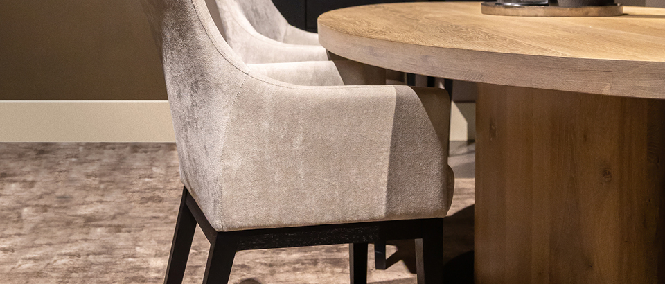 Hofstede Raanhuis eetkamerstoelen bij Eijerkamp