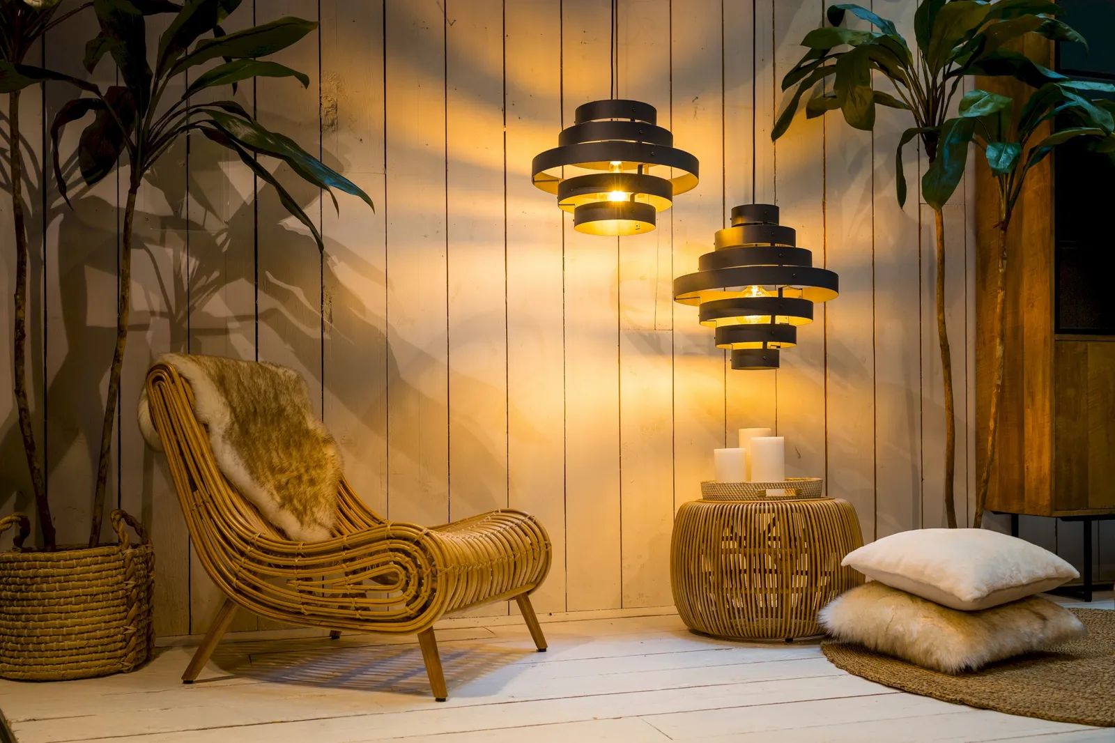 grijze hanglampen bij Eijerkamp