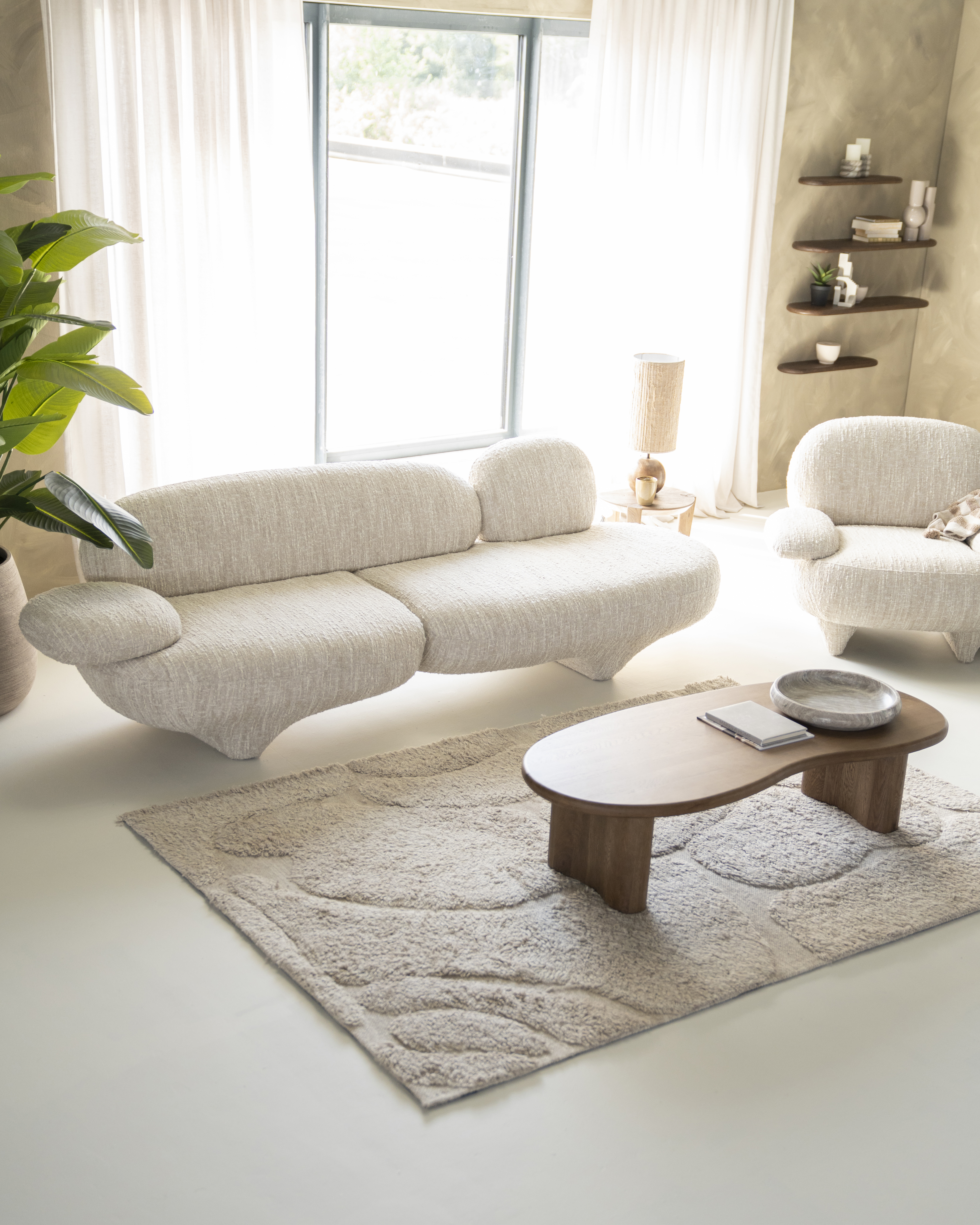 Wabi Sabi bank en salontafel in donkerhout 