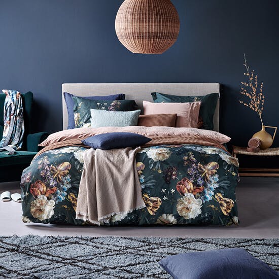 Woontrend 2022 Blue, Brown & Burnt Orange