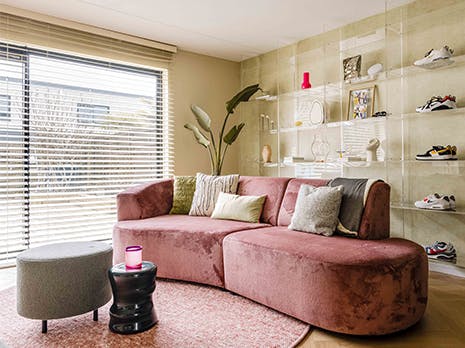 make-over 5 door stylist Kelly