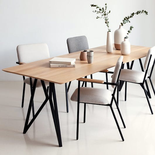 woontrend 2020 Back to Basic eetkamer