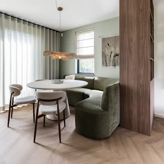 70/30 stijl groene eethoek